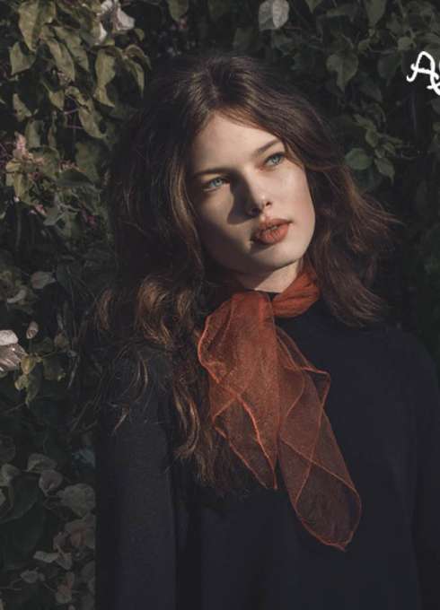 Alice   Olivia - Amber D - web  1 