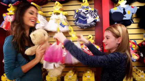 Victoria Justice - Build-a-bear Commercial-1