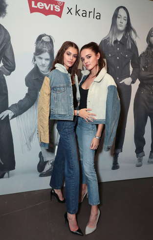 Kaia Gerber   Charlotte Lawrence - Levi 501 Day Event  2 