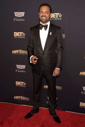 022116-shows-ABFF-red-carpet-fashion-mike-epps