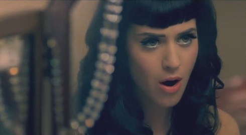 Katy_Perry_-_thinking_of_you-Music_Video-1