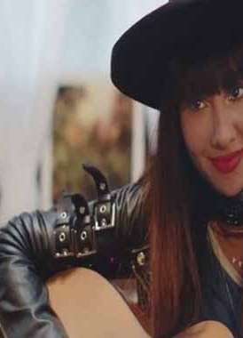 Oitnb Jackie Cruz Debuts Selenas Gcomo La FlorgTribute Music Video-1