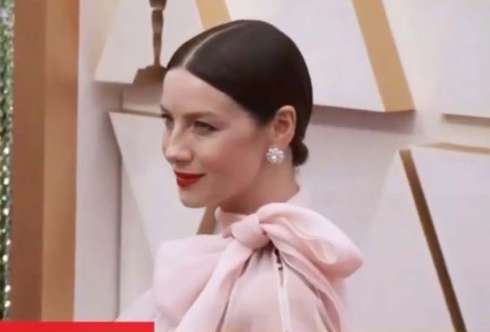 Outlander   Ford v Ferrari s Caitriona Balfe walks the Oscars Red Carpet 2020