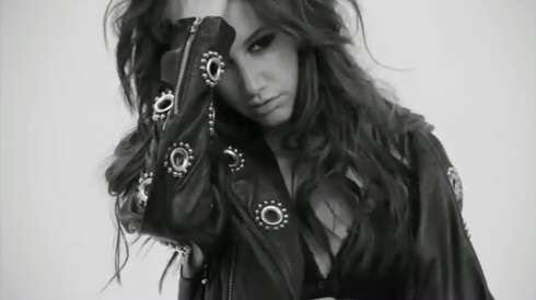 ashley_tisdale - zink_magazine -w
