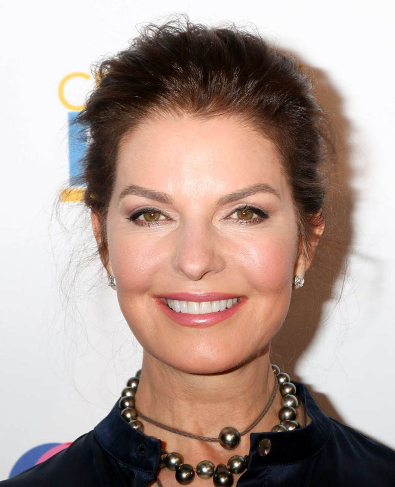 Sela-Ward-2018-Television-Industry-Advocacy-Awards-web.jpg