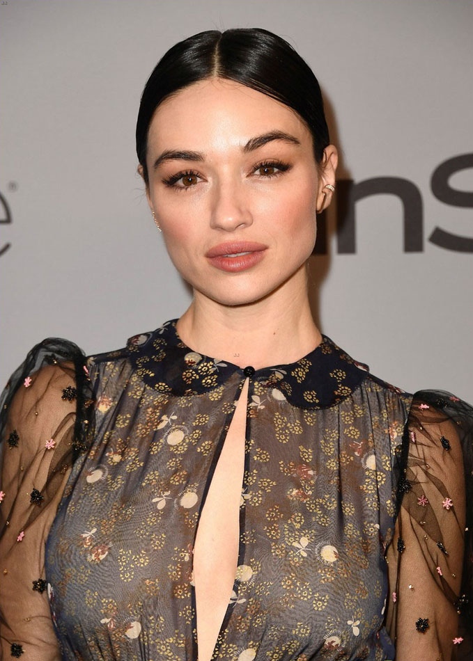Crystal_Reed_-Golden_Globes_party__1_.jpg
