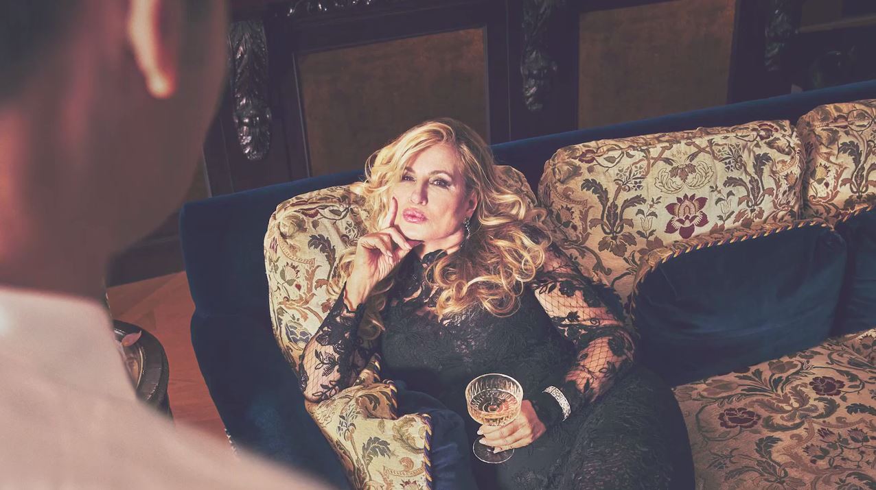 Jennifer Coolidge  InStyle-BHS