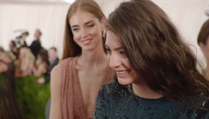 Lorde And Francisco Costa At The Met Gala 2015 China Through The Looking Glass-1